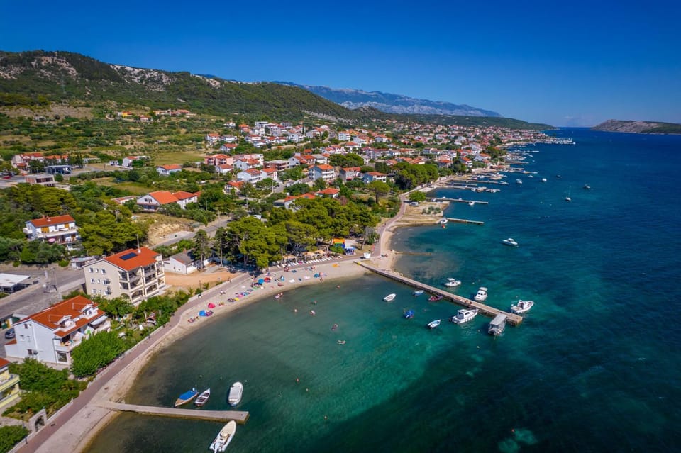 Neighbourhood, Bird's eye view, Beach
