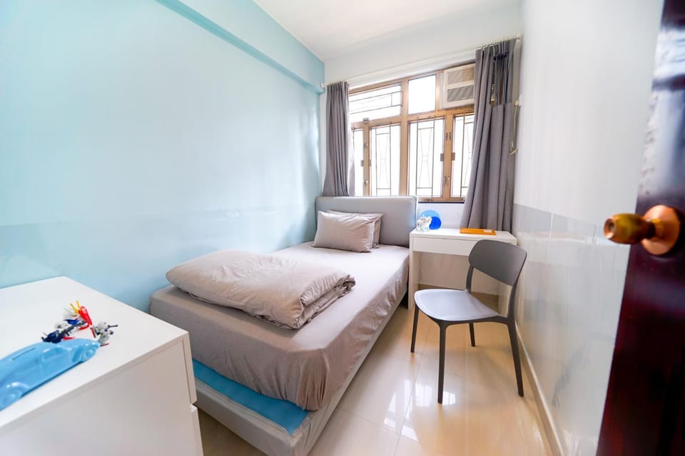 Bed, Bedroom