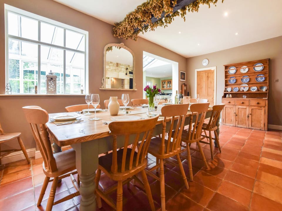 Decorative detail, Dining area
