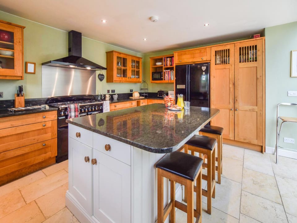 pet friendly, stove, toaster, kitchen