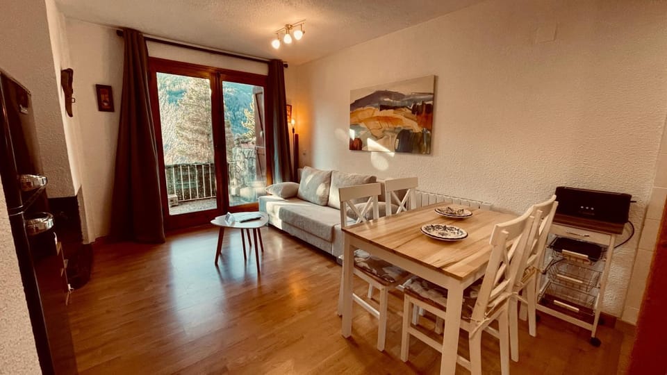 C20 - Alojamiento en Edif. Pirineos Cerler - Villmor Apartment in Catalonia