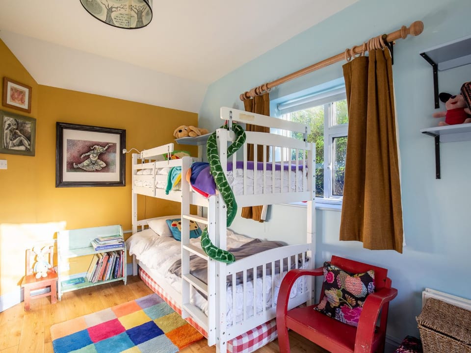 Bed, Decorative detail, Bedroom, bunk bed