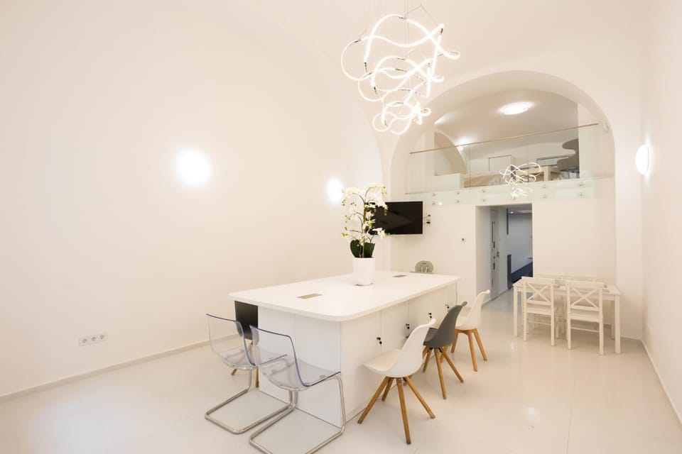Parliament Exclusive Gallery Apartment in Budapest