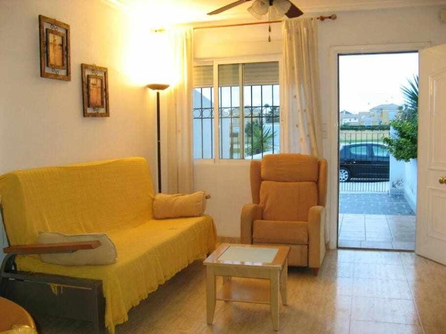 Beach Holiday home with wifi and air con House in Vega Baja del Segura