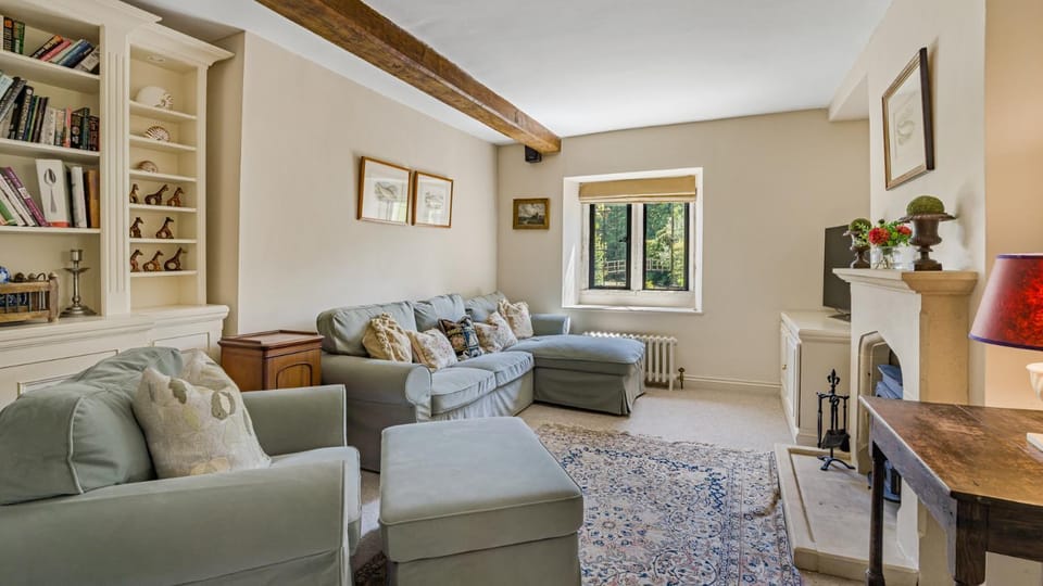 Living room, Seating area, Garden view, fireplace, heating