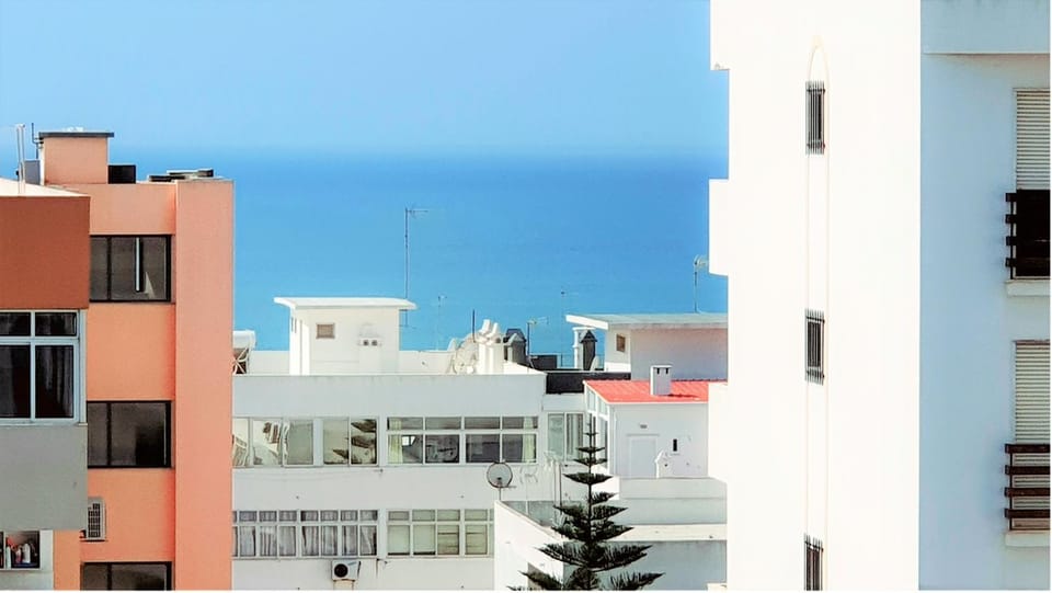 City view, Sea view