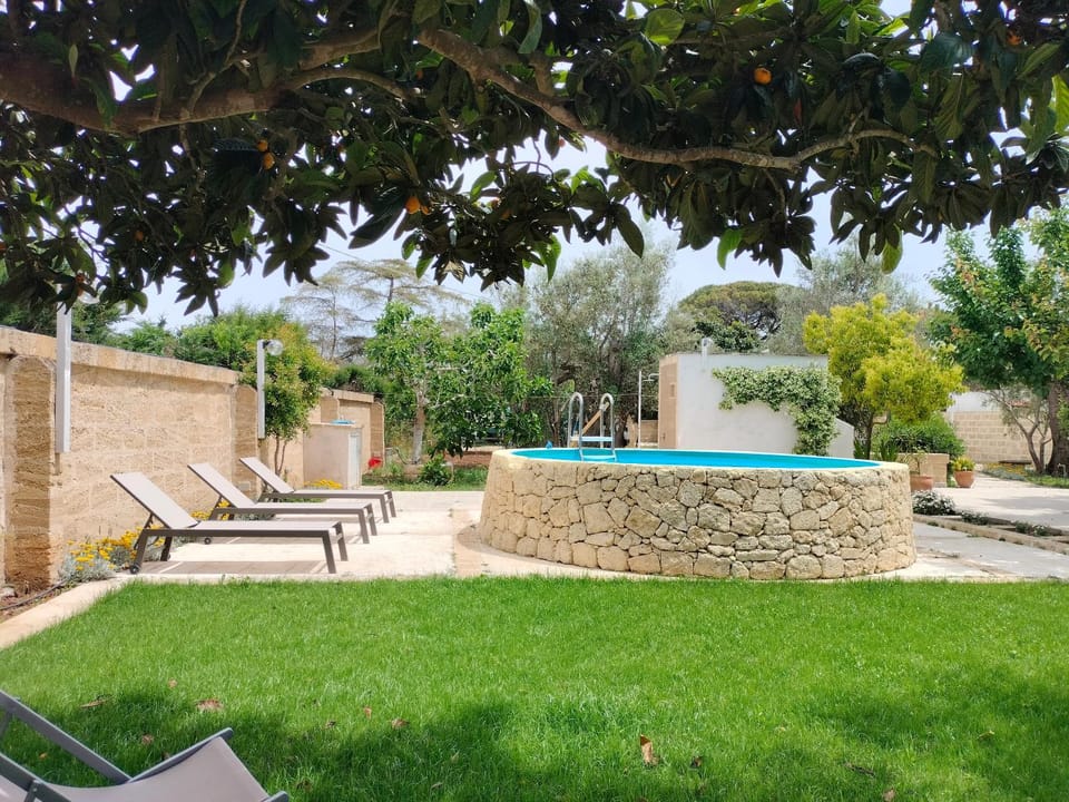 Solarium, Swimming pool