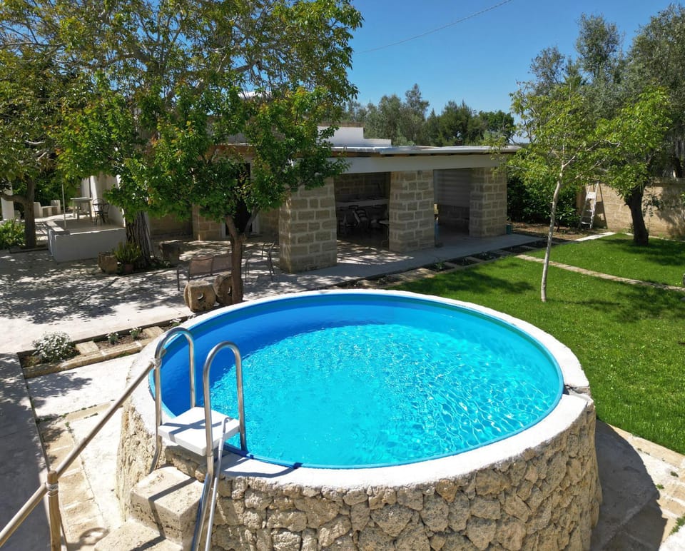 Property building, Swimming pool