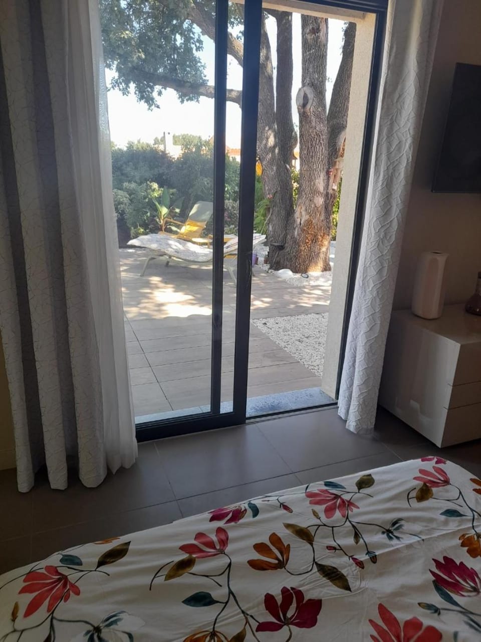 Garden, View (from property/room), Balcony/Terrace, Photo of the whole room, Bedroom, Garden view