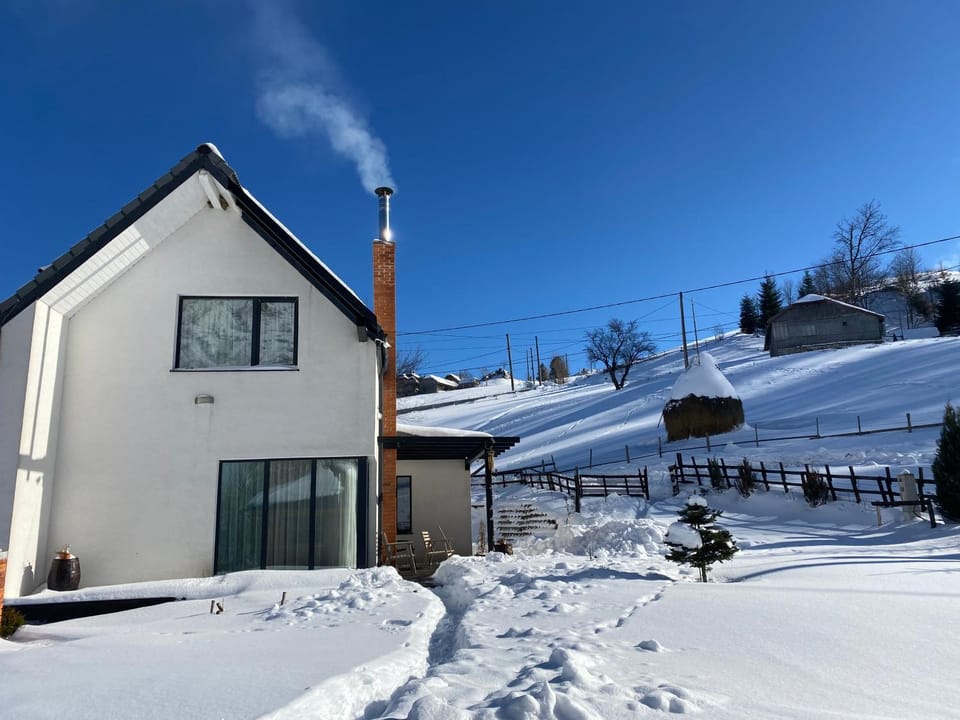 Property building, Winter