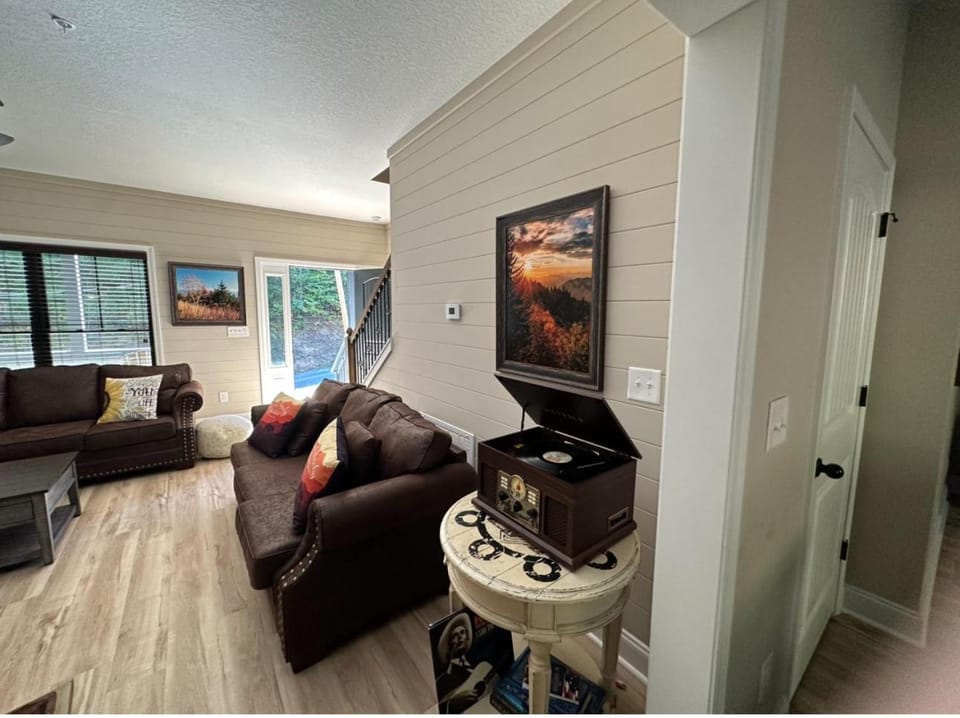 Dollywood Vacation Retreat House in Pigeon Forge