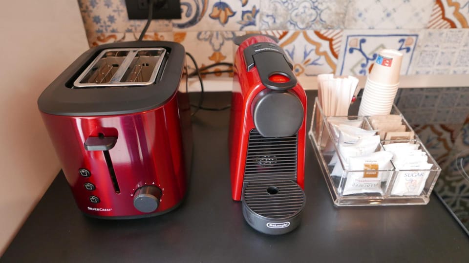 Coffee/tea facilities