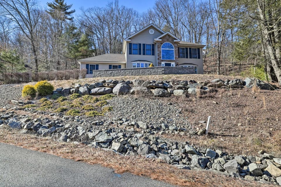 Movie Room, Hot Tub: Pocono Vacation Rental! House in Stroud Township