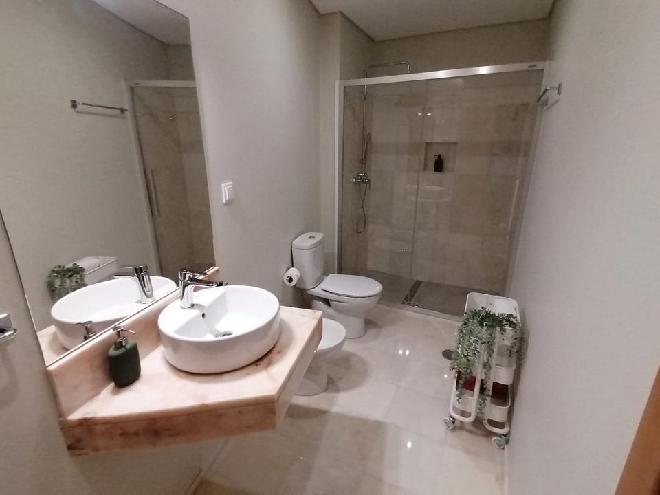 Shower, Toilet, Bathroom, bidet