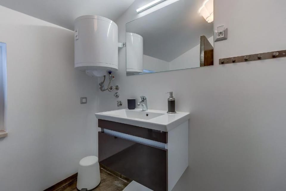 Meer Apartment in Nerezine