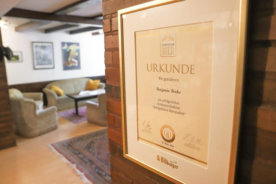 Living room, Certificate/Award