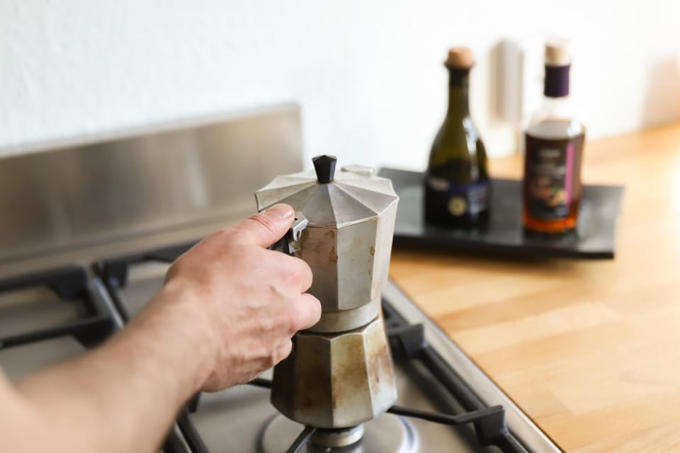 Coffee/tea facilities, Kitchen or kitchenette