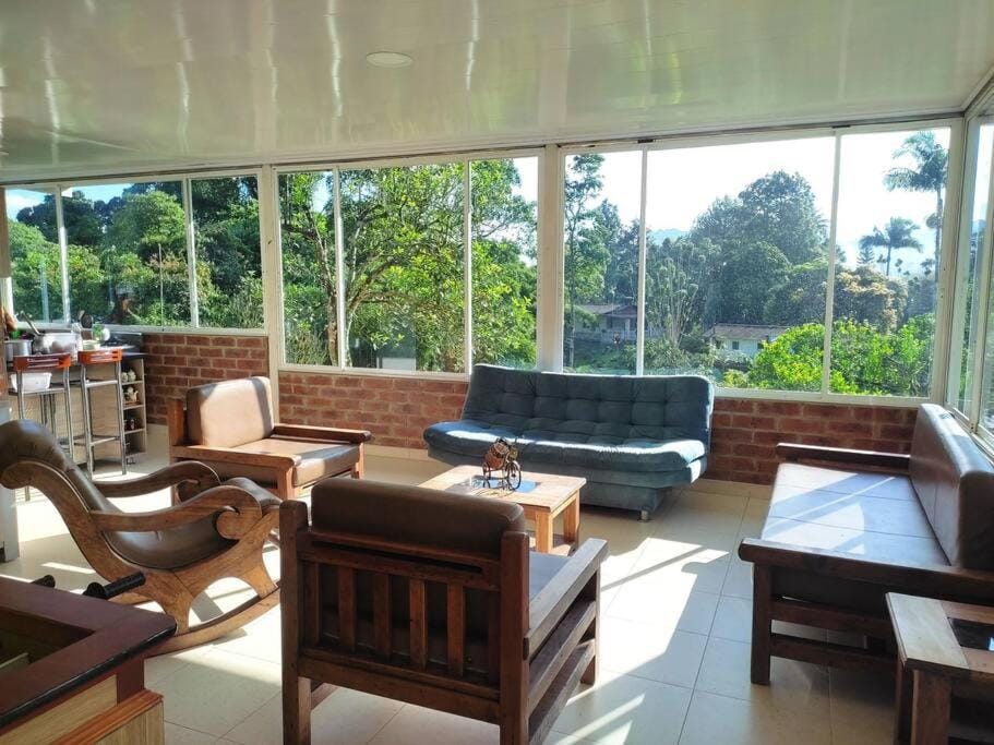 Living room, Seating area