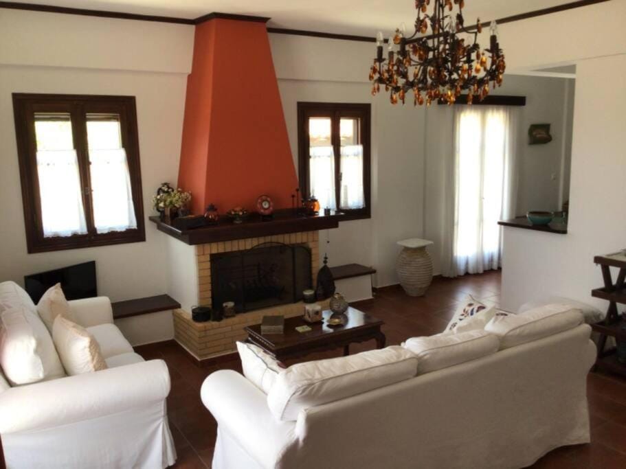 An all comforts home Apartment in Messenia