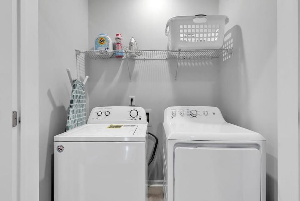 laundry, washing machine, dryer