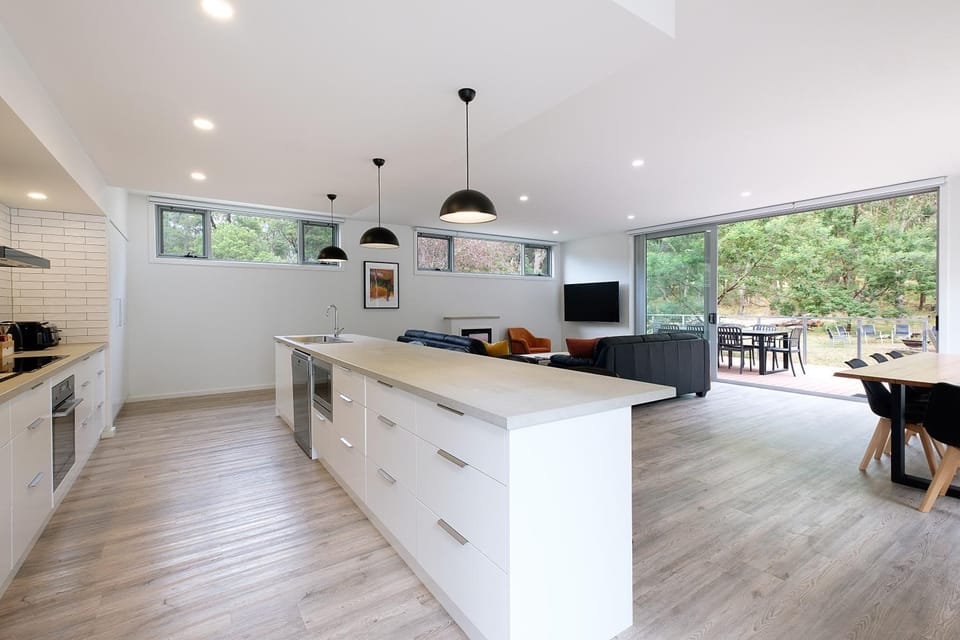TV and multimedia, Dining area, minibar, pet friendly, stove, kitchen