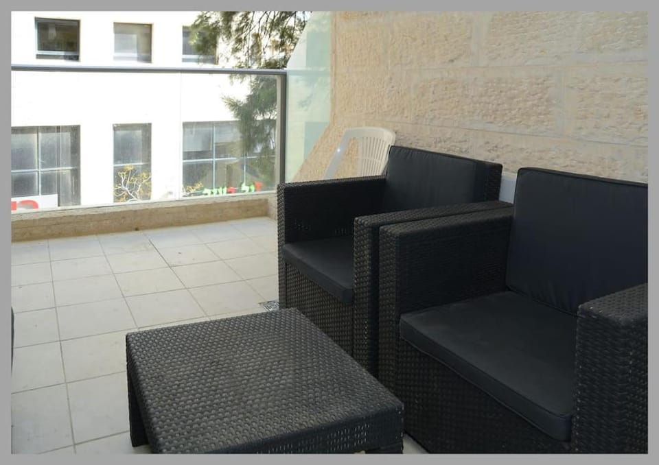 Luxury 3 bedroom apt, Harav Kook7 Apartment in Jerusalem