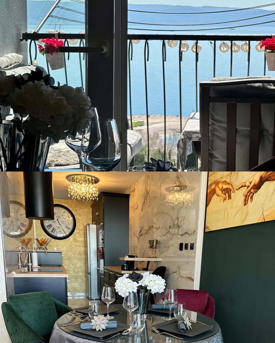 LaLaura high quality apartment Znjan 400 m 3 Air Conditioners Magic Sea View free parking Apartment in Split