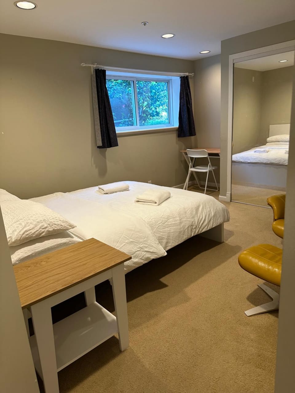 Cozy Dunbar 5 Beds Home with Views Bed and Breakfast in Vancouver