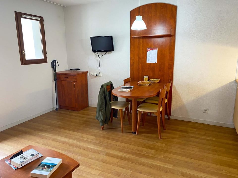 Résidence Pic Du Midi - Apt n°8 - Rez de Chaussée - Bâtiment Adour MAE-8764 Apartment in Occitanie