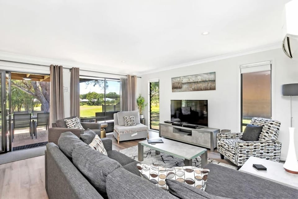 Hitters Paradise Stay Play Apartment in New South Wales