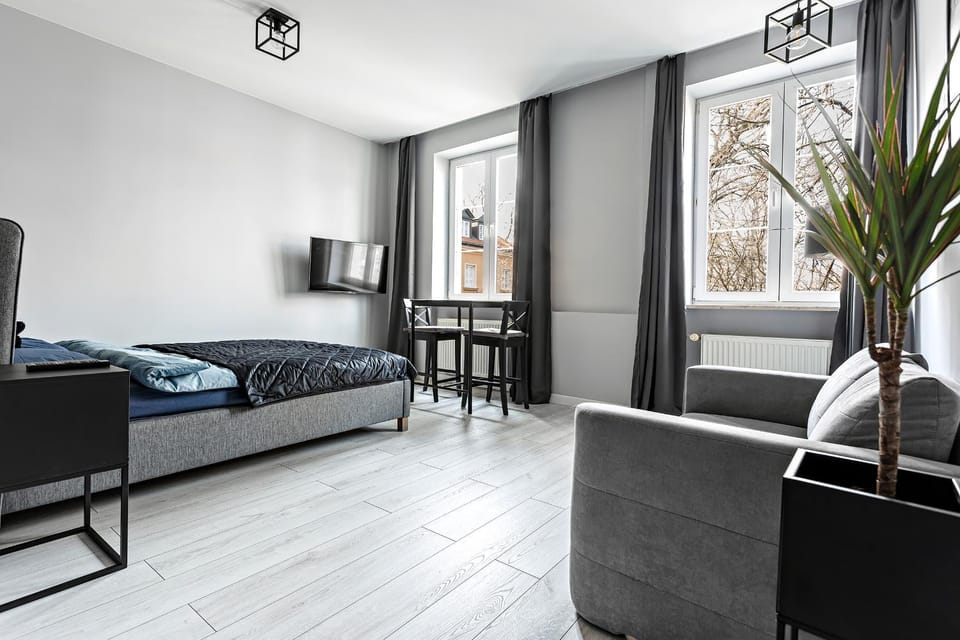 Quiet Apartment Koscielna Old Town Apartment in Warsaw