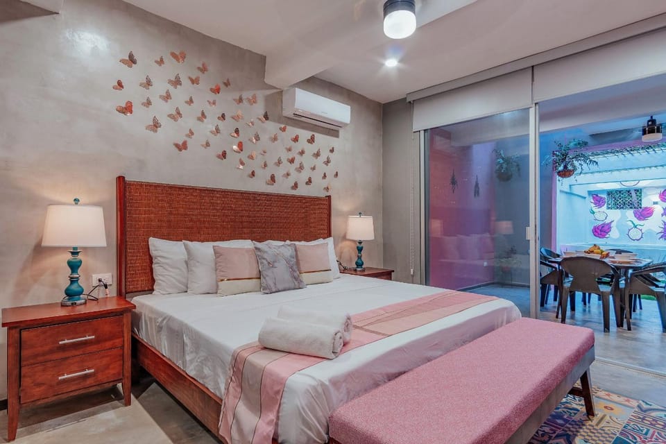 Sam Nah Luxury House in downtown Mérida House in Merida