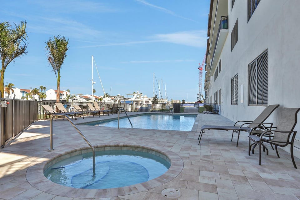 Penthouse Sweet House in Madeira Beach