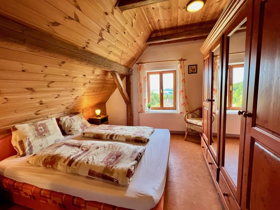 Bed, Bedroom