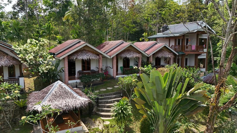 Asim Paris Guesthouse & jungle trekking Hotel in Indonesia
