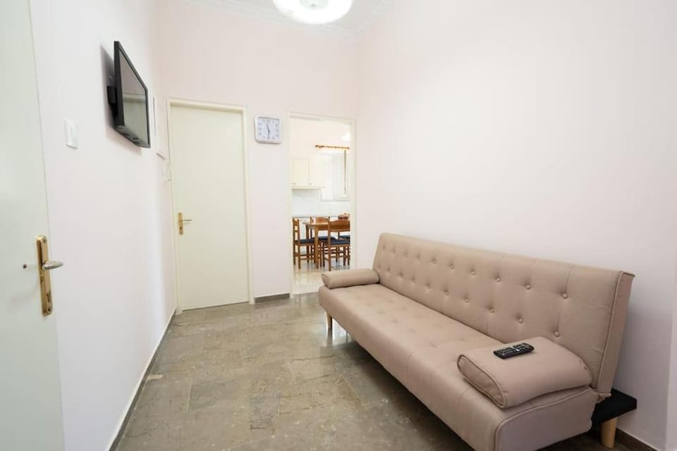 TV and multimedia, Seating area