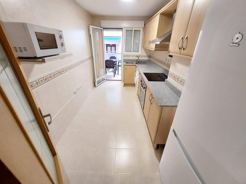 Apartamento Grande - Castel Star Apartment in Alicante