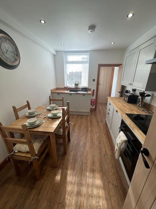 Rosy Bay Cottage House in Scarborough