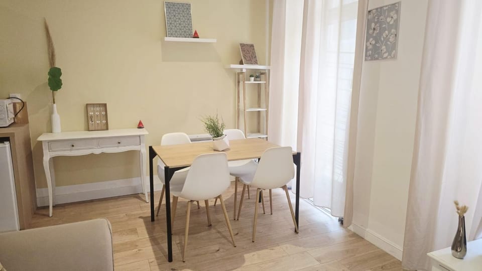 Studio - Quartier des Halles avec Parking Apartment in Pau