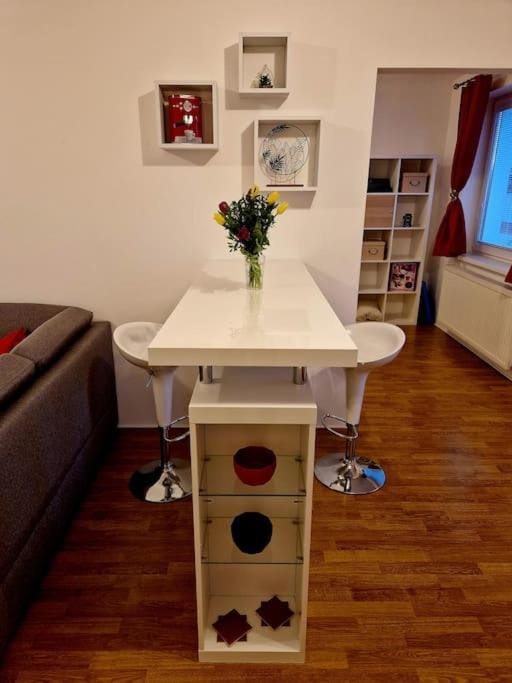 Slnečný apartmán ,Dobrá adresa-Free Parking Apartment in Slovakia