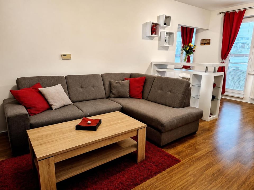 Slnečný apartmán ,Dobrá adresa-Free Parking Apartment in Slovakia