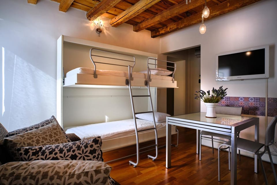 Seating area, Bedroom