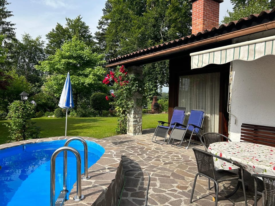 Family lake house Zbilje House in Slovenia