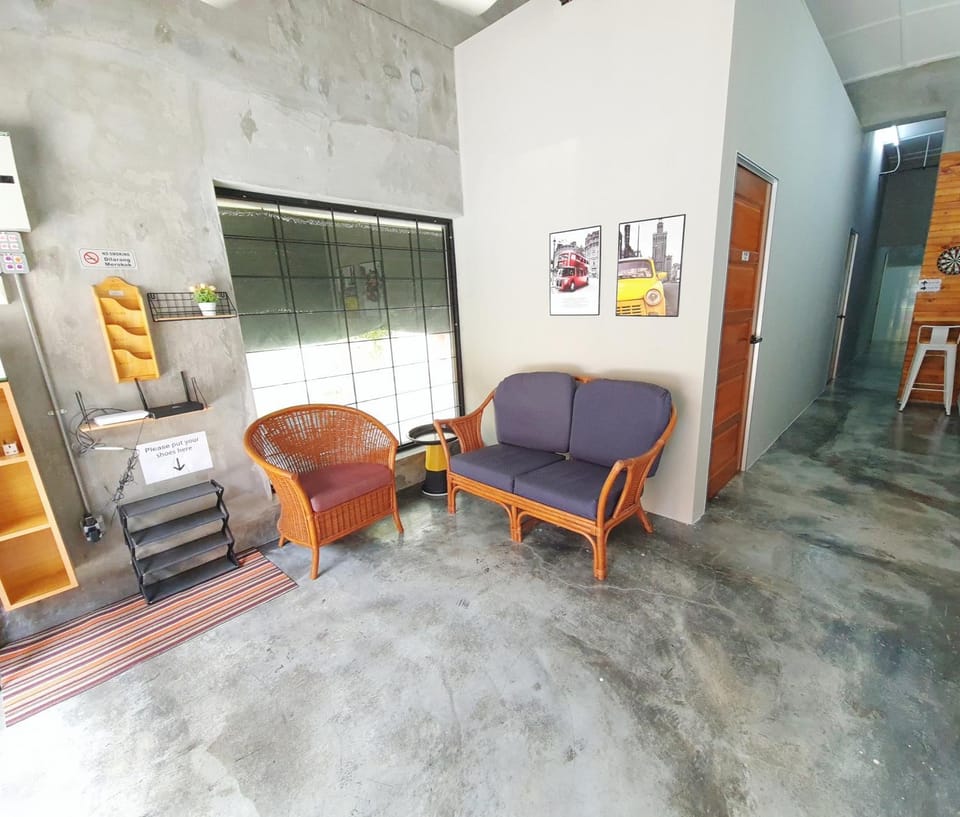 Lot 85 Seremban Town New Cozy Homestay Lobak Roomstay Bed and Breakfast in Negeri Sembilan, Malaysia