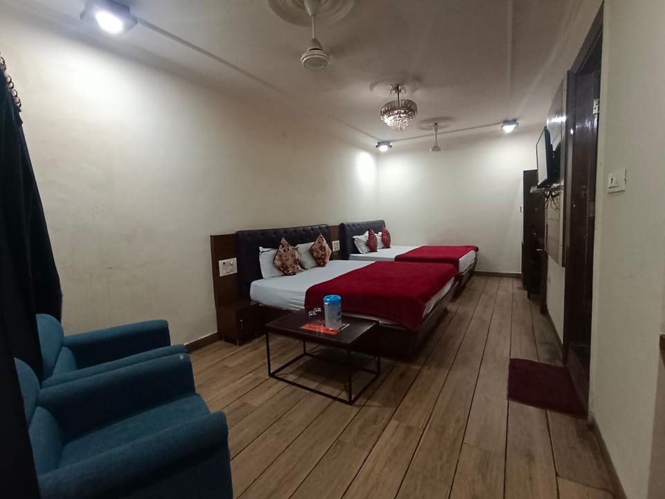 Hotel Ganga Azure@ Har Ki Pauri Road Hotel in Uttarakhand
