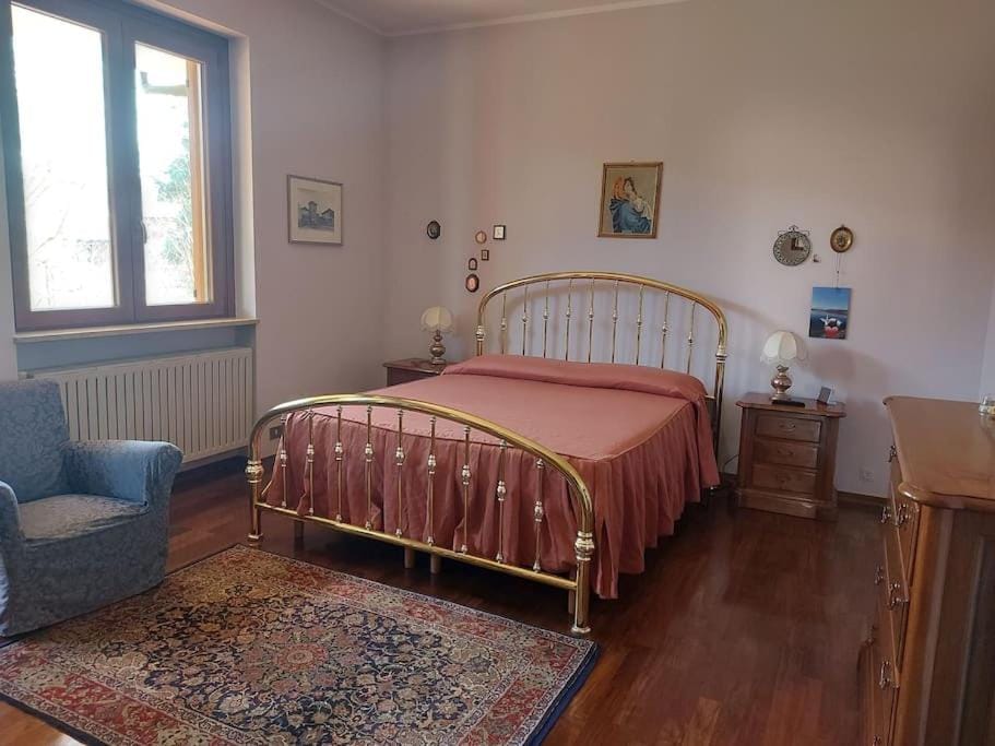 Appartamento intero in casa indipendente Apartment in Piedmont