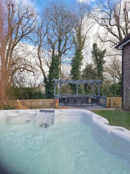 Hot Tub