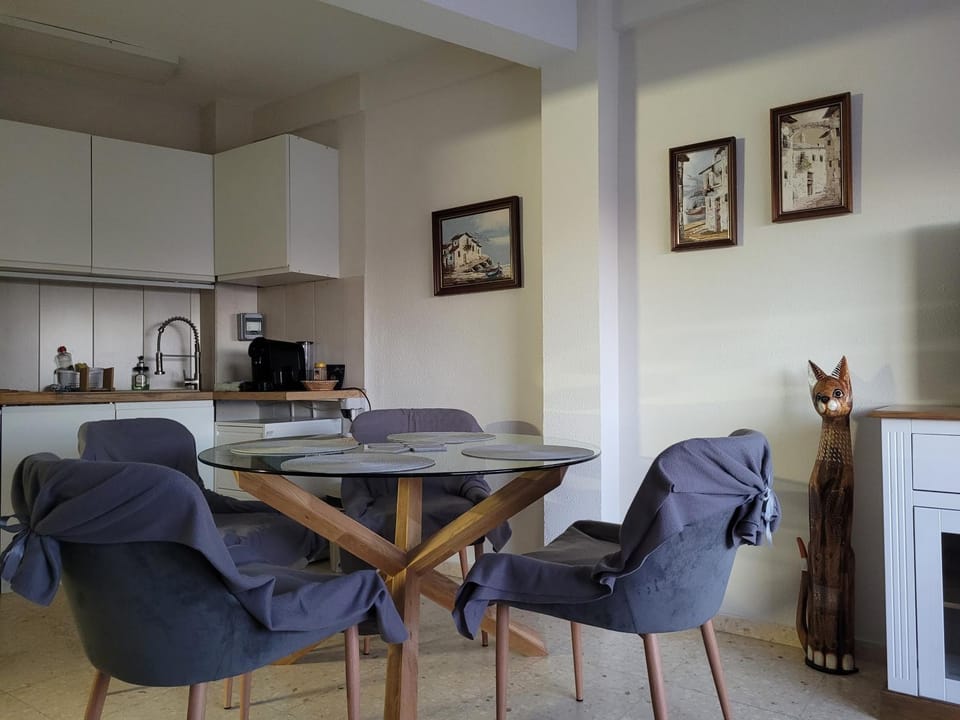 By the beach, sea view Apartment in Calp