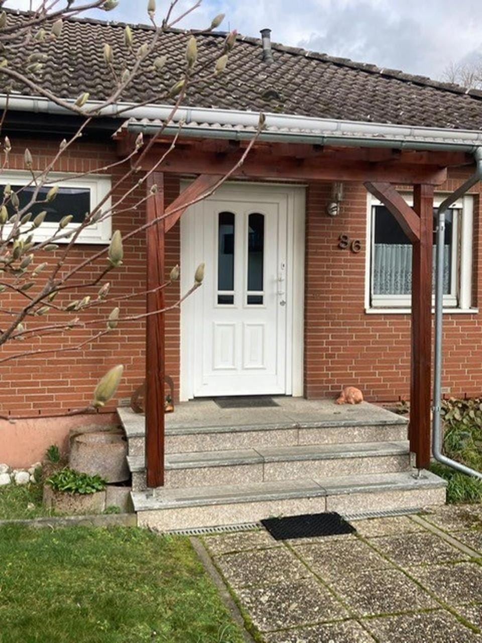 Property building, Facade/entrance