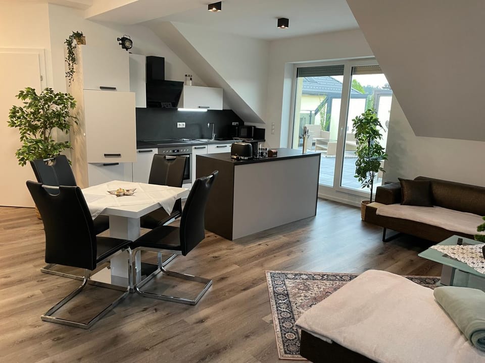 Sorinas Home - Comfortable Apartment near Graz - Free Parking Apartment in Styria